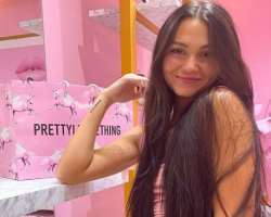 She represents several brands like Pretty Little Things, Bamboo Underwear on various social media platforms.